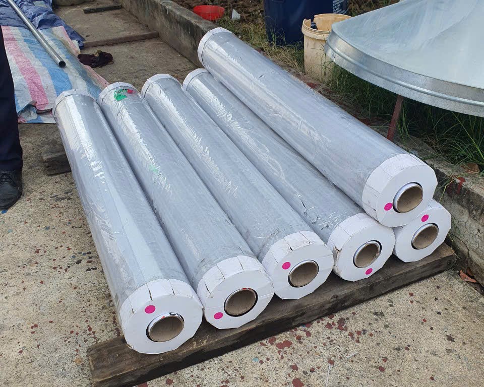 Màng Nhựa PVC Khổ Lớn: Giải Pháp Ngăn Lạnh & Chắn Bụi Tối Ưu Cho Nhà Xưởng 4 màng nhựa pvc khổ lớn