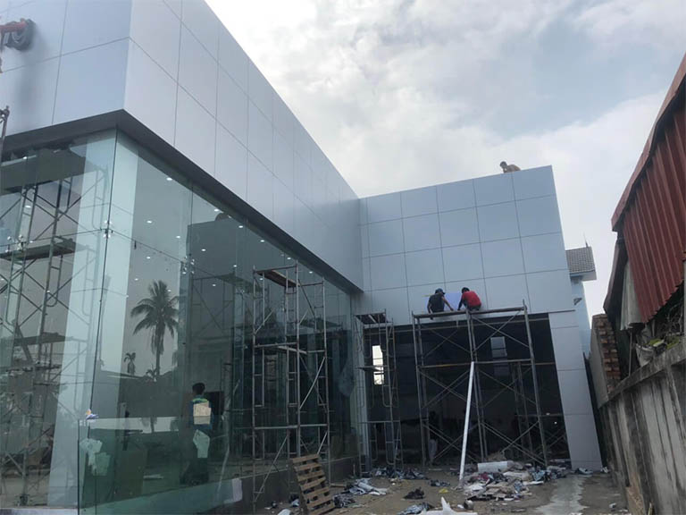 TẠI SAO TẤM ALU ĐƯỢC ƯA CHUỘNG SỐ 1 TRONG NGÀNH QUẢNG CÁO? 4 tấm alu